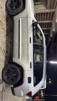 جيب موديل 2011 رقم اسلمانيه تحويل ثاني يوم السعر 145 وبيه مجال قليل مك...