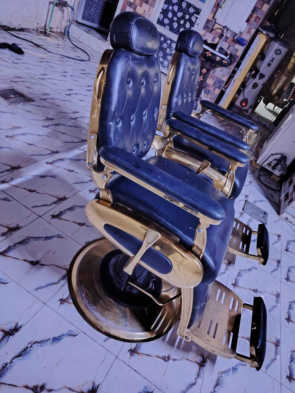 السلام عليكم كراسي عدد2 مكان بابل مدينه القاسم *********** ***********
