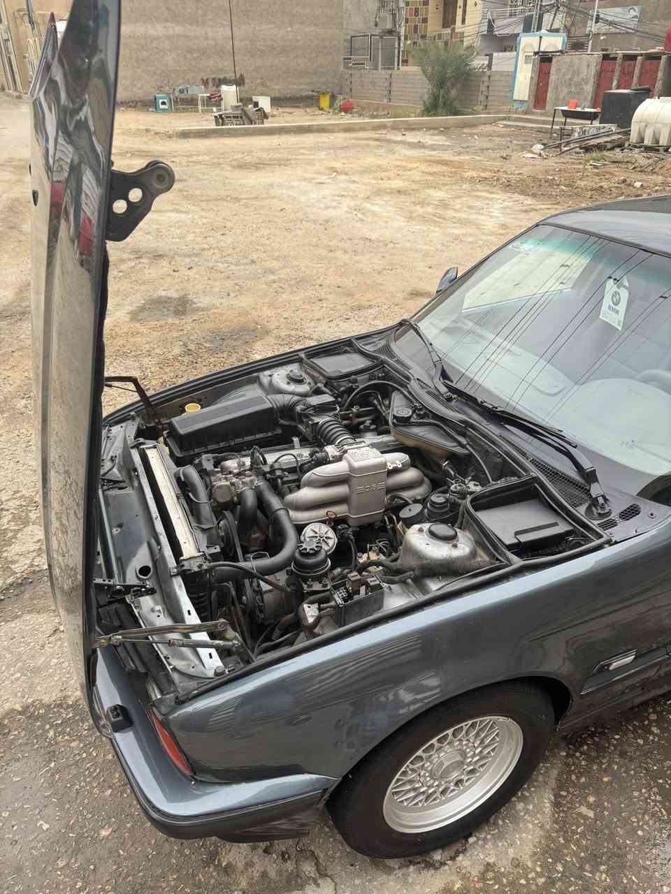 سلام عليكم بي ام 535 اصل موديل 92 بجم عريض سياره جاهزه تخم تايرات كهربائيات كلها شغاله تبريد حداديه رقم انبار مشروع وطني السعر 60$ مكان السياره بابل الكفل رقم الهاتف ***********📞
