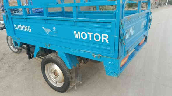 السلام عليكم ستوته للبيع موديل 23 اوراق اصولي مقفوله شاص مقفول كهربائيات شغاله سعر 1800 وبيها مجال الشراي يتصل وبخير ويتدلل مكلف بالنشر***********
