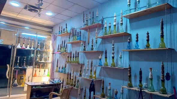 � للبيع… محل جاهز للعمل فوراً! 🔥
📍 محل “مزاج” لبيع الأركيلة ومستلزماتها
العنوان كربلاء المقدسة/ شهداء سيف سعد -قرب مدرسة ديرياسين

للراغبين بفرصة ذهبية… معروض بسعر مناسب جداً وبحاجة للبيع بشكل مستعجل!

✨ مواصفات المحل:

 • الموقع: شهداء سيف سعد – قرب مدرسة دير ياسين
 • المحل شغّال وخير من الله
 • يحتوي على سبلت جديد 2 طن + مبردة كونفيره 
• يحتوي سستم كامرات
• يحتوي على ميز خبطات معسلPDF وميز خبطات حديد
 • يحتوي على صحيات
 • خط مولدة ذهبي
 • إيجار مناسب جداً
 • مساحة ممتازة:4 × 10 متر

فرصة جاهزة للاستثمار بدون أي تعب… فقط تستلم وتباشر شغلك!

📞 للاستفسار والتواصل
***********

***********‏
