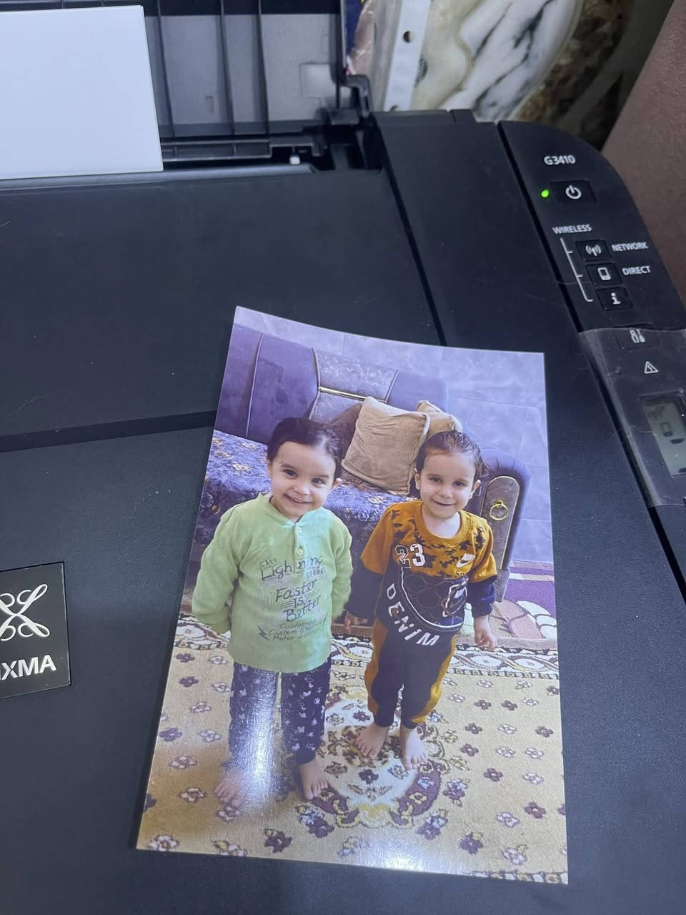 موبايلج مليان صور وذاكره ماعدي
الحل عدي وصلتي 

طبعي صوركم واحتفظي بيهن ورقيات احسن مما يضيعن بالموبايل ويروحن

وطباعه بكادر نسائي 

ولمعه الصور ودقتهن وجوده وسرعه العمل ومسوين عروض حلوه وهدايا ع كل طلب 💛🫶🏻


**إذا كنت صاحب هذا الإعلان وتريد حذفه لأي سبب، رجاءا أرسل رسالة إلى الدعم الفني**