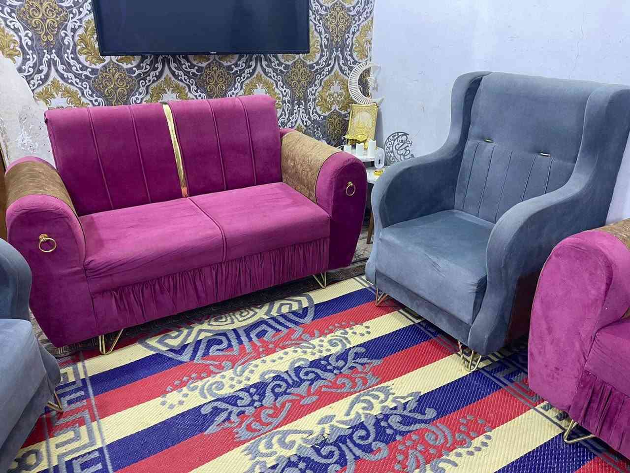 تخم 10 مقاعد تكمه نضيف بدون اي ضرر ب210 قفله
***********
