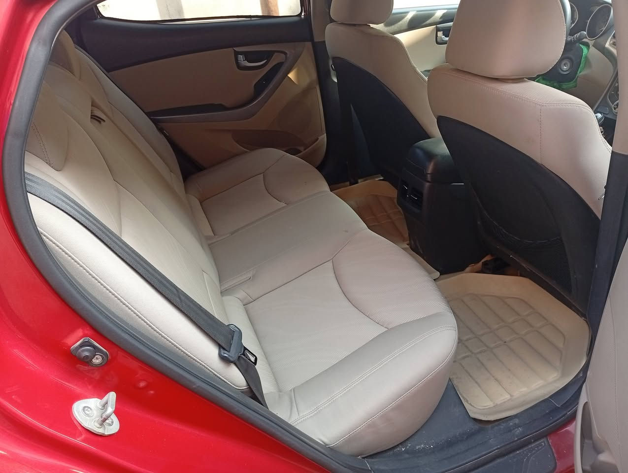 سلام عليكم عيوني سياره خليجي جديده بمعنه كلمه حلوه سياره كير مكينه تبريد صدر مكفولات بل كرتوان بيه بس باب سائق بيه باريد اقل شبر باقي كفاله عامه موديل 15 شراي يتصل وإني خادم للجميع السعر 125 وبيه مجال قليل للشراي مكاني بابل سياحي شراي يتصل وإني خادم ***********
