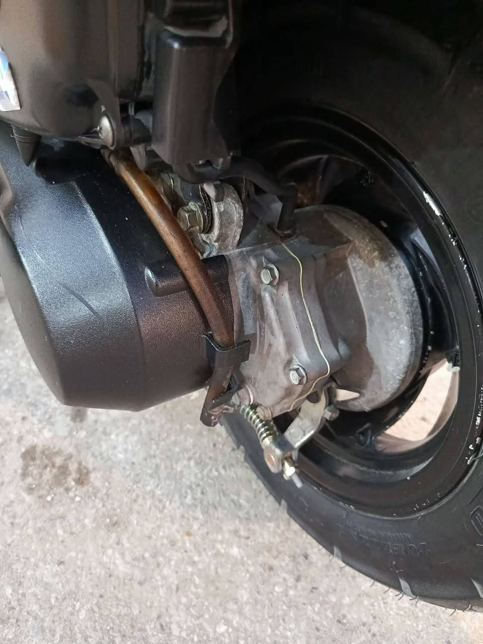 دراجه سبيسي البيع رمبه صاره شعر من طلعت من الرمبه دراجه مكفوله كفاله عامه من اي شي وكله اصلي مكان كوت داموك  السعر على رقم موبايل *********** خاص مارد بس رقم
