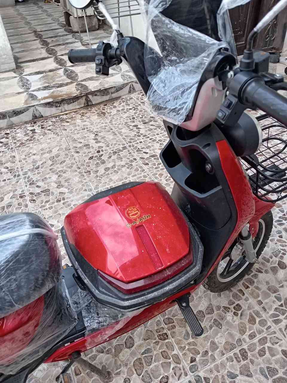 دراجه شحن للبيع
بدون بطاريات 

خمس بطاريات دبل
60v
20A
سرعه الr9
يمشي مسافات طويله مايصرف شحن
فقط بطاريات  مابي  
دراجه حلوه وسريعه وبيها جنطه وسطيه وخلفيه 

بشكد تفيدكم لاتكسرون بيها هواي


**إذا كنت صاحب هذا الإعلان وتريد حذفه لأي سبب، رجاءا أرسل رسالة إلى الدعم الفني**