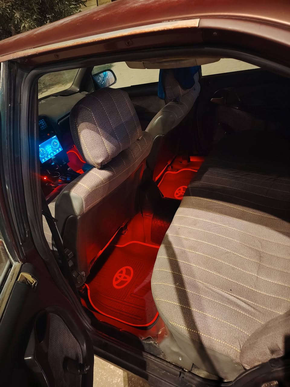 السلام عليكم ابوبل مديل89كير مكينه بطه تبريد ثلج رقم نجف نكليزي هزه جديده سنويه لغايت 30 بسمي السياره اي ستفسار *********** سعر مناسب مستعجل عل بيعه
