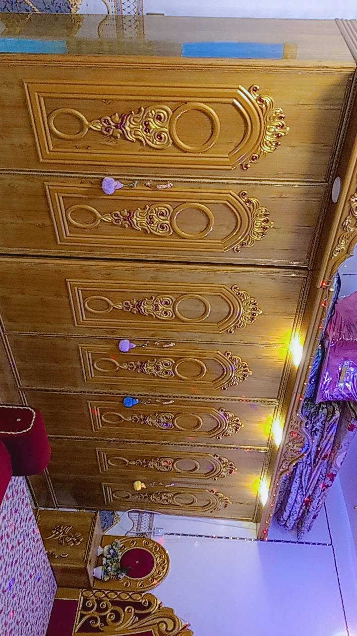 السلام عليكم غرفه للبيع
زان مصري
داخل وخارج 5ملم 
نضيفه حيل اخو الجديد 
مستعلمه تقريبن2 اشهر
السعر مليون و850 
 الاتصال ‏‪***********‬‏
