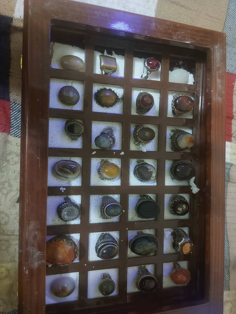 السلام عليكم كلمن وسعره مكاني الديوانية هاذا رقمي ***********
