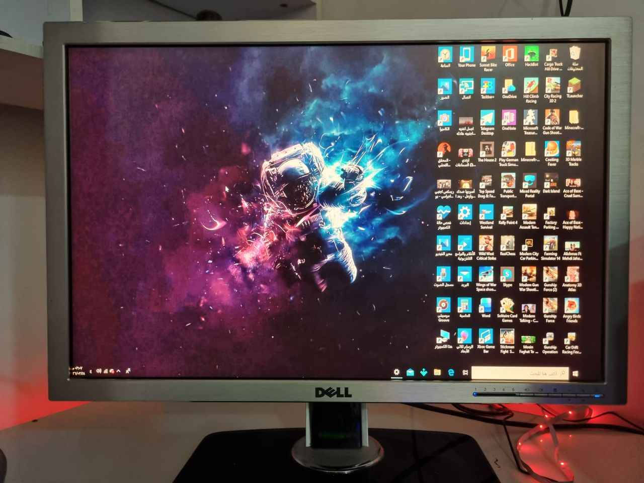 كمبيوتر للالعاب للبيع
السلام عليكم ورحمة الله وبركاته 
حاسبة كاملة للبيع 
الكيس شركة دل 
معالج انتل كور ٥ جيل رابع 
ذاكرة ٨ كيكه
كرت شاشة ٤٦٠٠ داخلي 
كرت شاشة ٥٦٠ خارجي
نظام التشغيل ويندوز ١٠ برو ٦٤ بت

الشاشة حجم كبير شركة دل 
كيبورد ماوس نوعية ممتازة 
فلاشة انترنيت 
يعني بالمختصر حاسبة كاملة جيب واربط والعب بيه العاب هواي مثل ماين كرافت وغيره من الالعاب 
مكاني بغداد 
توصيل عدي 
سعر ٣٠٠ وبيه مجال للشراي بغداد, العراق


**إذا كنت صاحب هذا الإعلان وتريد حذفه لأي سبب، رجاءا أرسل رسالة إلى الدعم الفني**