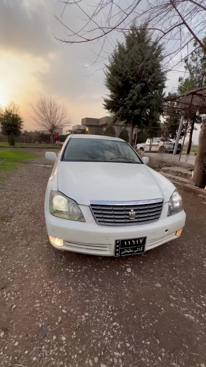 سلأوي خودا لة هةمو لايةك شاينةي ٢٠٠٧ كؤدي بؤ كراوة
براوة بجوك بة گةورة ساقف بة شةرت ٣ دوگمةي بةردة مةليكةي براوة ٢٠٠٣ ديفوري بجوك ٢ دوگمةي بةردة ٤ قوشن كارةبا تاعديل سورعة ساقف بة شةرت گيرو مةكينةي هةردوكي بة شةرت شوين سةيسادق زم ***********

***********
