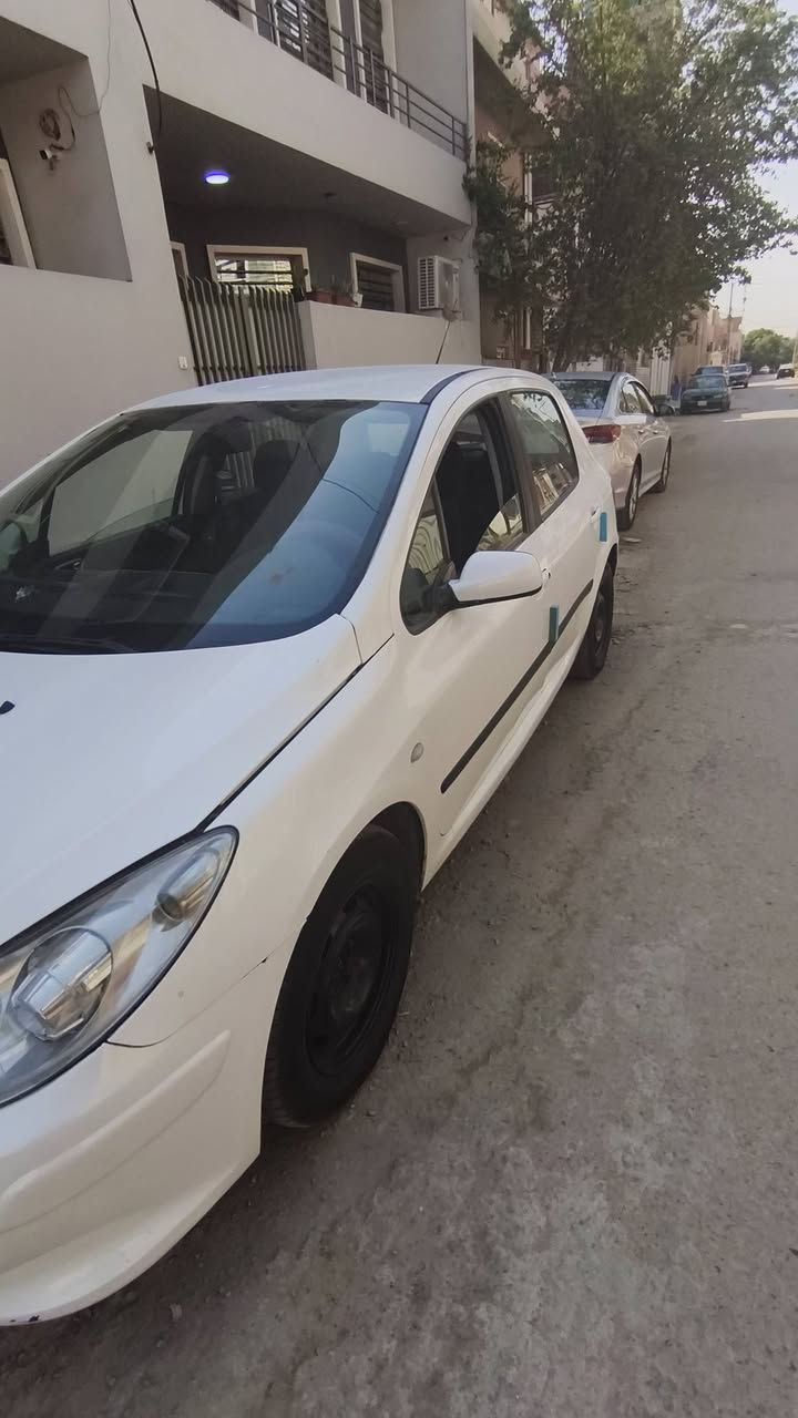 السلام عليكم
بيجو 307 موديل 2006 ( محور كير و مكينة كورولا بيكاجو 1600 )
السيارة رقم بغداد تحويل مباشر 
شاشة و تبريد شغالات 
دواخل نظيفة 
لايتات زينون 
عداد الكيلومتر عاطل
السيارة مصبوغة عام 
السعر 47 و بيها مجال 
مكاني بغداد الدورة 
***********
