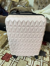 جنطة سفر • توصيل