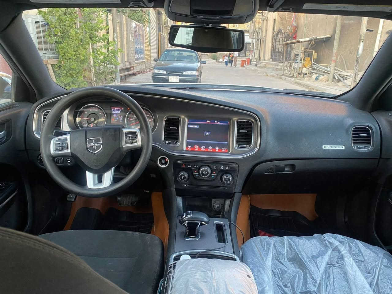 جارجر موديل 13 للبيع جاملق وبنيد  وبيه ملاحضات بسيطه رقم اربيل تريد تحويل تريد وكاله راعيه موجود يمي بل كرنه  ***********/ سعر 145 وبيه مجال بسيط
