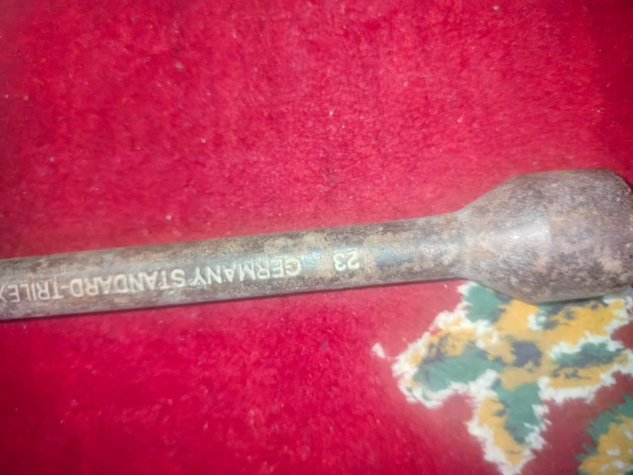 جْكِاتْ  ْعدِدِ 4 اصّلُيَاُتْ نَيَسِانَ 1 وَثُنَيَنَ كِتْابُّه بّالُيَابّانَيَ وَاحُِدِ صّيَنَيَ 
مٌثُلُ مٌاوَاظٌحُاتْ بّالُصّوَرَةِ 
وَلُ اصّبّانَةِ رَبّاْعيَةِ 17 19 21 23
الُمٌانَيَةِ بّ20 نَُهايَتُْها
 الُجْكِاتْ ْع 15 قًفَلُ 3
وَاحُدِ بّ10 الُصّيَنَيَ 
تْوَصّيَلُ مٌاْعنَدِيَ مٌكِانَيَ كِوَتْ 
شِرَايَ اتْصّلُ  رَقًمٌيَ
***********
