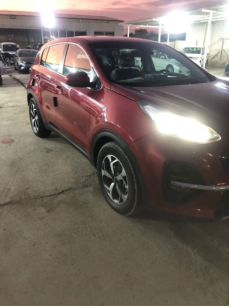 السلام عليكم سيارة سبورتج موديل 21
أمريكي ع سونر  للاتصال ع رقم هاتف ***********
