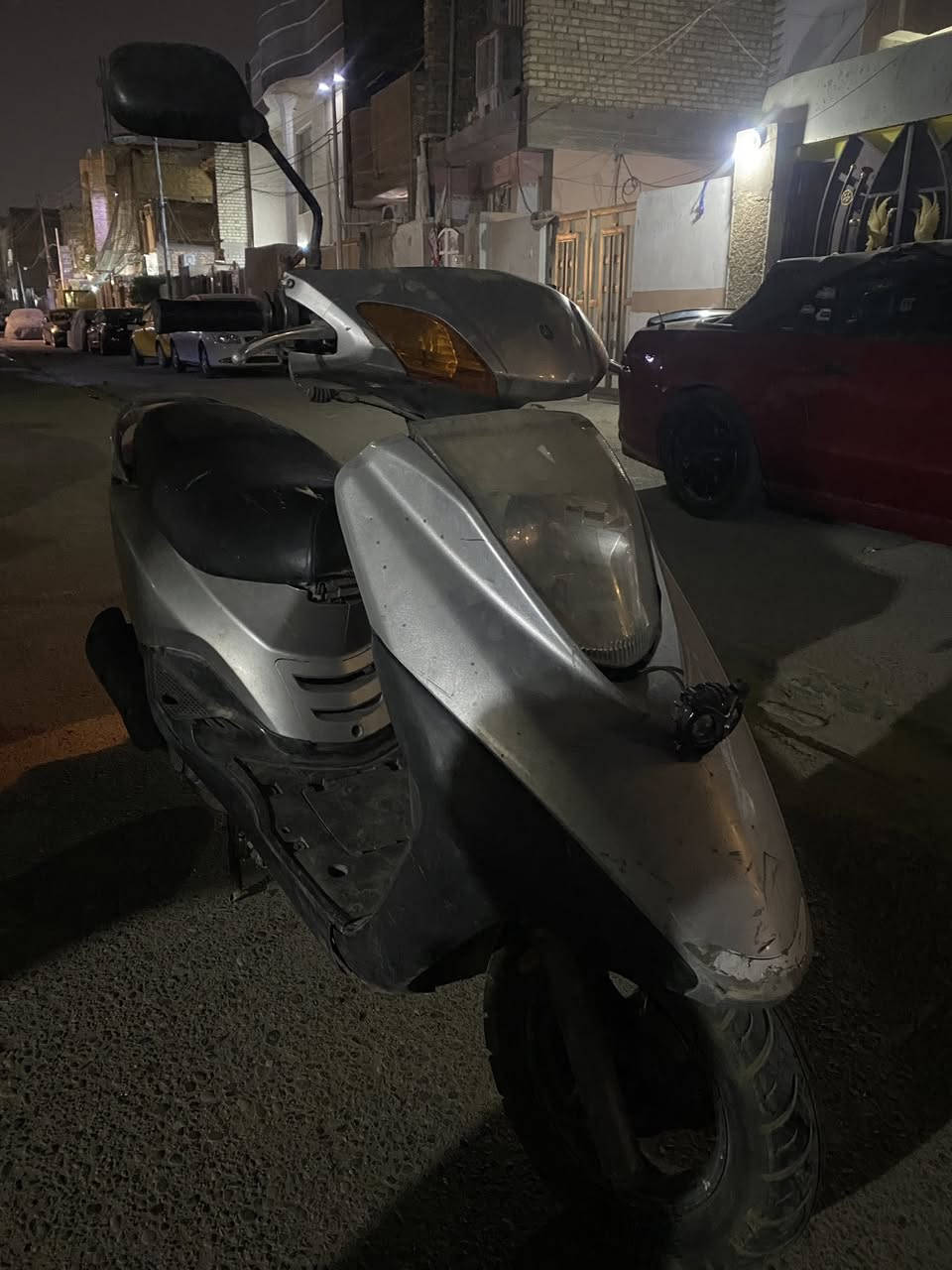 السلام عليكم دراجه بريز للبيع نضيفه سلف هندر كله شغال السعر 450 العنوان : حي اور فلكه صباح الخياط  للاستفسار : ***********
