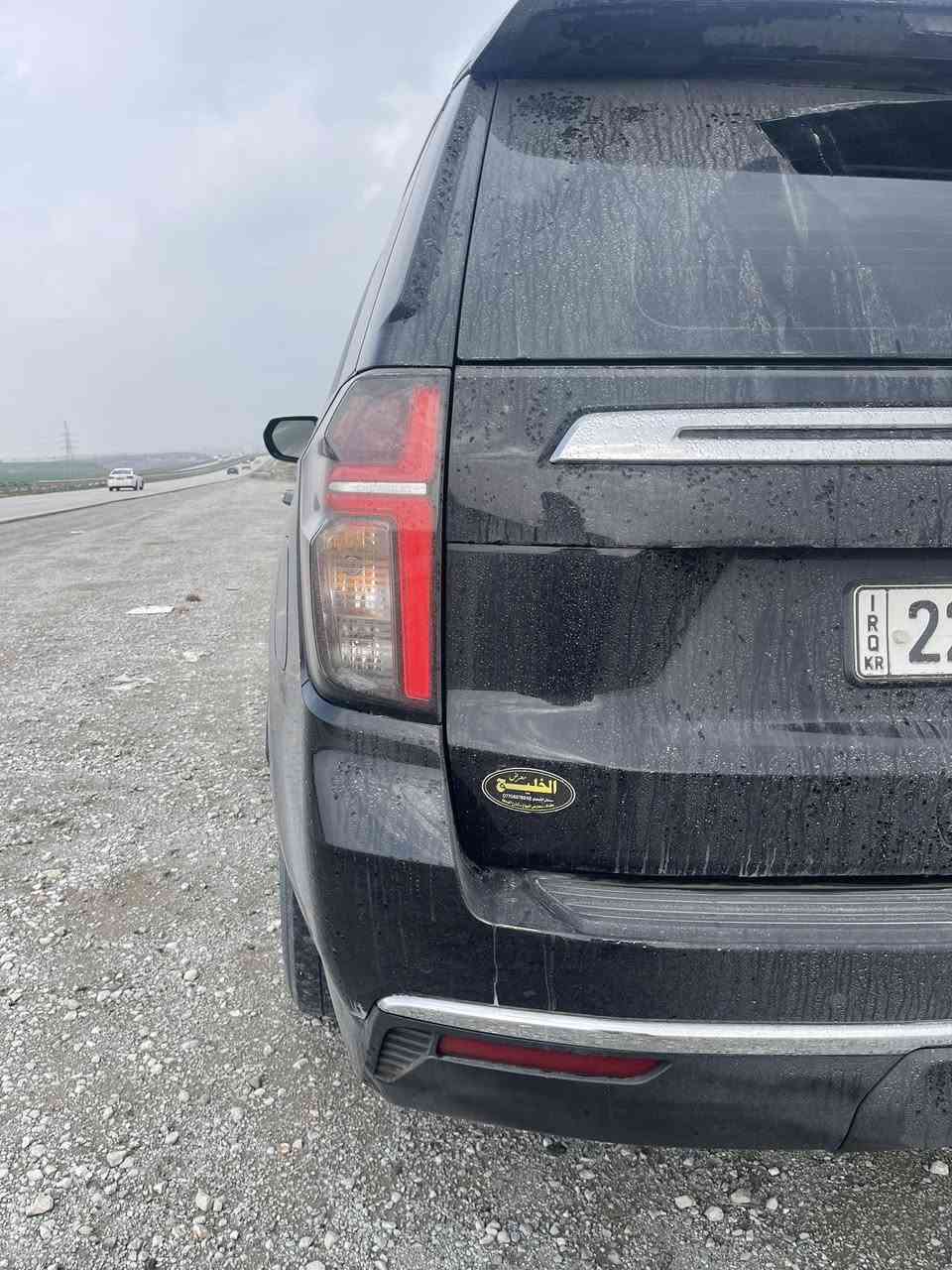 السلام عليكم 
تاهو (2023 ls) خليجي وكاله ليث العبيدي  مكفوله من ضربه وصبغ ومن بارد من كلشي جديده بشكل موطبيعي
(رقم اربيل الجديد⭐ )
العداد 115 الف 
معرفه مواصفات LS  
خمس بصمات 
كشنات كهرباء 
ثلاجه 
رادارات امامي وجانبيات
حساسات امامي وخلفي 
كامره دواره
تشغيل عند بعد 
قاصه  
وتحكمات استيرن 
نظام قياده  
نظام توقف 
وبعد بيها مواصفات 
سياره جديدها بمعنى كلامه 
(سعرها 45.000)$ وبيها مجال 
وهذا رقمي
او ***********
العنوان بغداد قرب تقاطع الدرويش حي التراث
