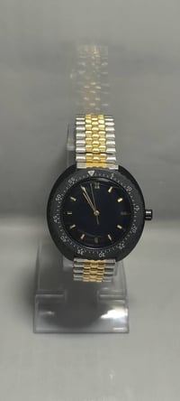 ستزن • ياباني اصل • ١٧ حجر