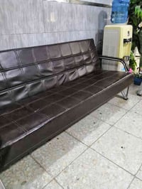 تخم جلد مكتبي للبيع 07705879360السعر٢٥٠ الف