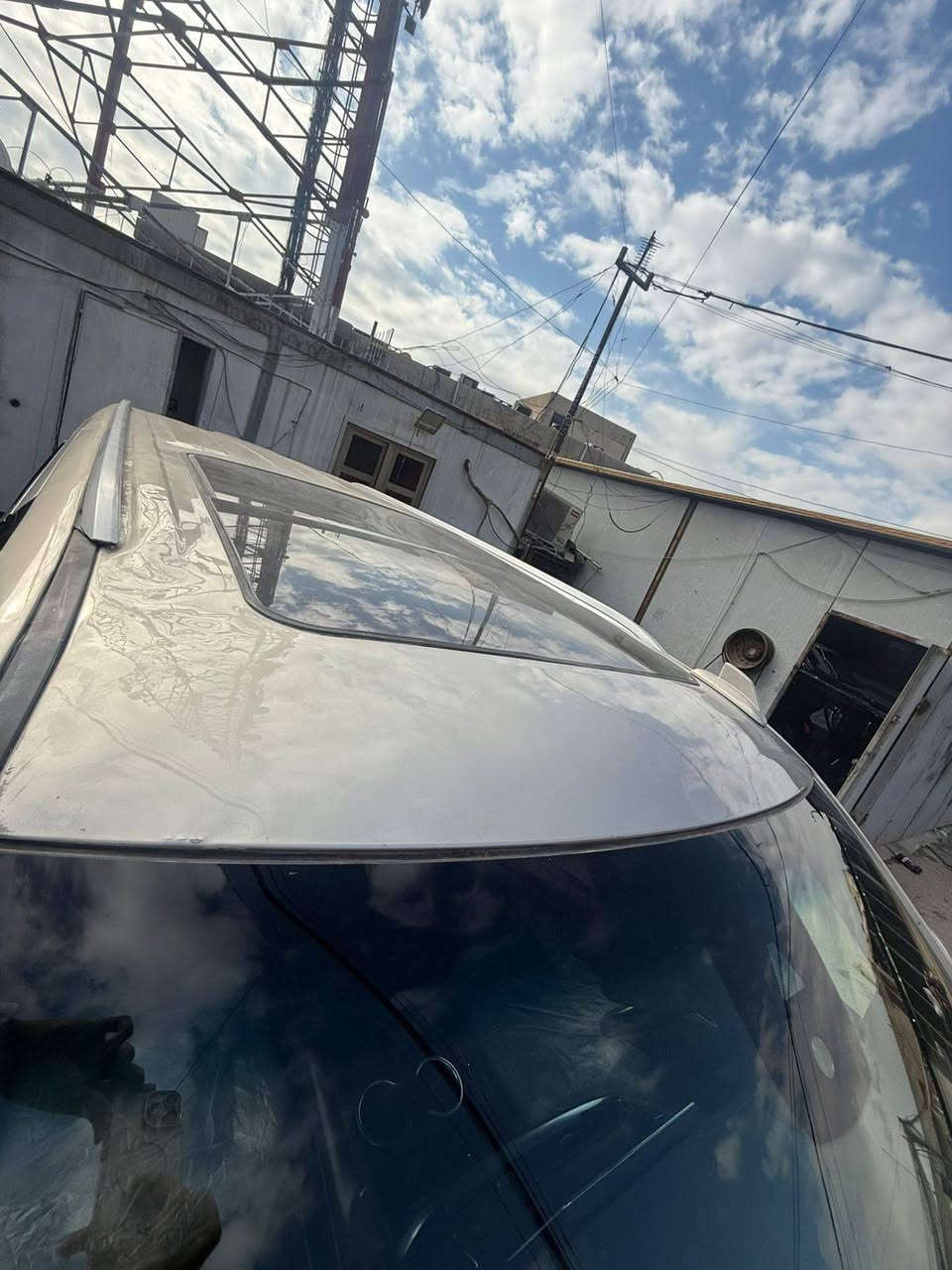 السلام عليكم GMC يوكن شاطي طويل موديل2023مسافه مقطوعه 23،000
سياره فول للاخير تواصل ***********
شاشه جبيره مقاعد vip شاشه دجيتل الكتروني سياره فول للاخير سياره ما نازله للشارع وما مشتغله خط ابد سياره جديد بمعنى الكلمه ماشيه 23الاف بس رقم اربيل بسمي لون شمباني جنطه كهرباء سياره فول فتحة سقف 
الحادث اعصار عندك صبغ فقط جاملغ خلفي سياره بجم كبس وعندك مكانات بيها بارد
