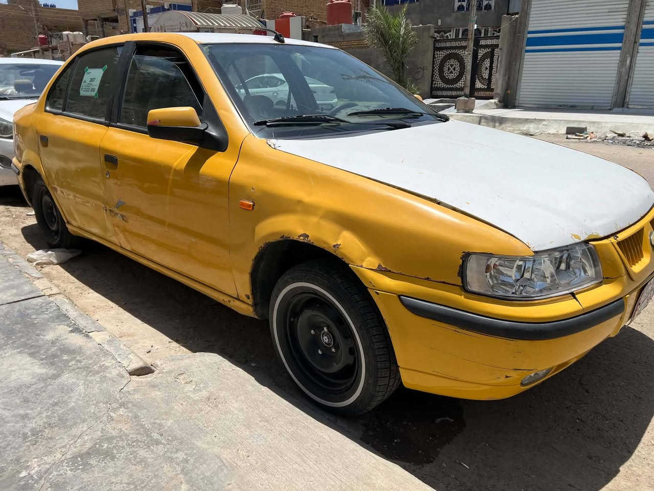سمند موديل 11سياره خير من الله مكينه كير حداديه سياره جاهزه كهربايات سياره جاهزه غرفتها جديده وحلوه سياره كاعده وحلوه السياره لاضره ولا صبغ تحويل ثاني يوم تبريد شغال بس ضعف بل كنبريسر مكان السياره ناصريه السعر 25وبيها مجال قليل حك الجيه  مركز الرقم ***********الموشراي لايتعبنه
