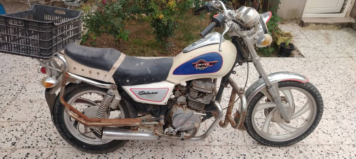 سلام عليكم دراجه جني دبل بلك موديل 2010 اروق كامله مكاني بعقوبه تقاطع الساده السعر 250الف وبيها مجال حك الجيه رقمي ***********
