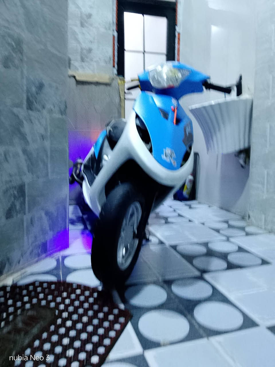 سلام عليكم ماكس للبيع مزود 55 سلف مزود 55صالنصه حلزوني شيال راجع بيه مكاتبه إذا تريد الدراجه شلعه ومعدل 600مستعجل عليه بيعتهه والله الرقم ***********
