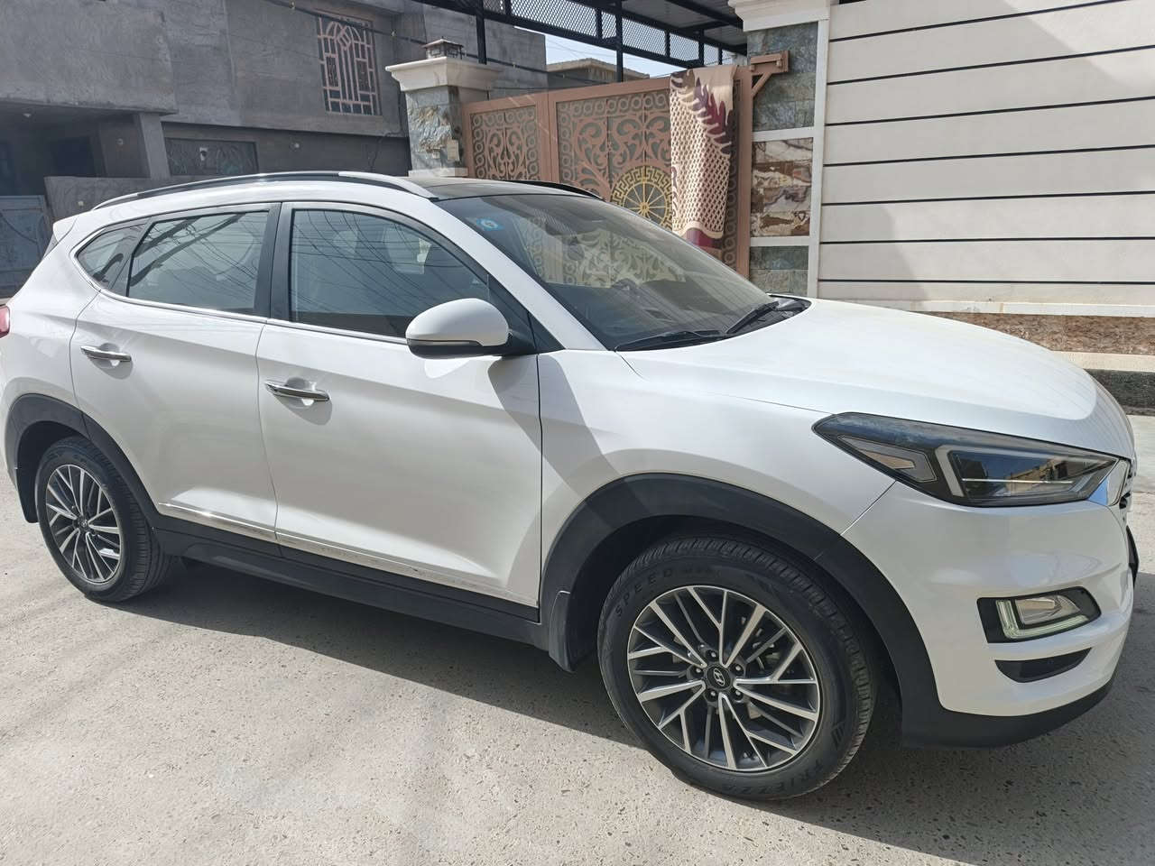 توسان 2019 خليجي بنوراما فول مواصفات الكاصد رقم بغداد بيها بارد بالجاملغ الامامي ماشيه 80 الف جديدة جداً السعر 210 مكان الدجيل للاتصال ***********
***********
