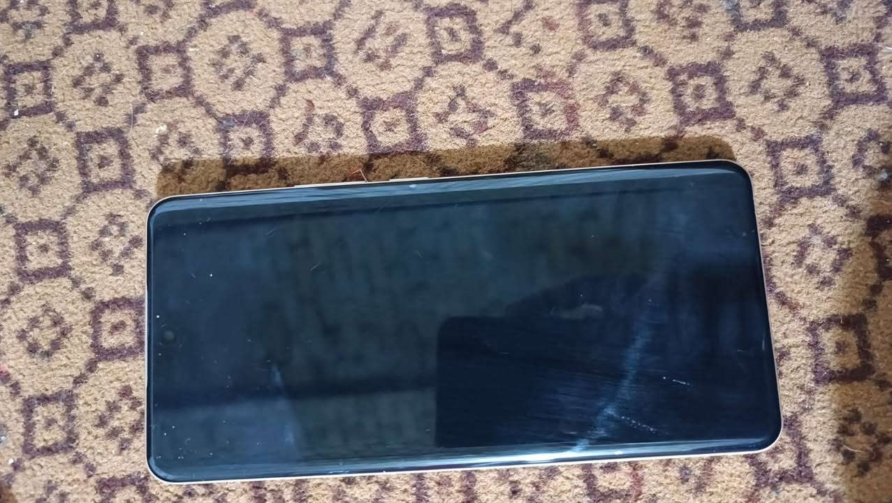 سلام عليكم  الموبايل Realme 15Bro  نظيف كلش، استخدام خفيف بس لفترة قصيرة ✨
ما بيه أي عطل أو مشكلة، شغال 100%
🔹 المواصفات:
أداء سريع وممتاز
كاميرا واضحة 📸
بطارية قوية 🔋
🔹 السبب: محتاجته فلوس فحبيت أبيعه 
سعره550 مستخدم شهر فقط ضمان سبوع مع كارتونه وشاحن


**إذا كنت صاحب هذا الإعلان وتريد حذفه لأي سبب، رجاءا أرسل رسالة إلى الدعم الفني**