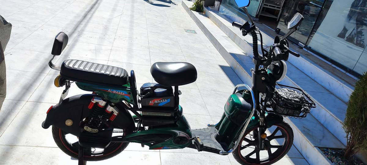دراجة كهربائية شركة الماسة 5 بطاريات 
تواجد اربيل 
تواصل على الخاص او على الرقم ***********
