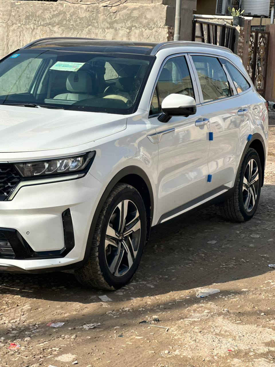 السلام عليكم 
سورنتو للبيع موديل 2021 خليجي رقم بغداد فول 1/1 مكفوله كفاله عامه بشرط الفحص بعدهي بلزكات الشركه 
الــمــواصفات 
بصمه تشغيل 
بصمه بيبان 
تشغيل عن بعد 
جنطه كهرباء 
بنوراما / فوريل / 5 كاميرات / كشنات تدفئه تبريد / سايد بريك بصمه / كير ماوس / شفتات استيرن / كشنات كهربائيه اماميه وخلفيه / جي بي اس / محرك 6 سلندر / 4 عدسات / اربع انضمه قياده / سبورت / ايكو / سمارت / نضام مانع انزلاق / نضام نزول منحدرات / كير 8 نمر / وباقي المواصفات معروفه السياره فول 1/1 وكفاله عامه من كلشي 
مكان السياره بابل 
رقم الهاتف/***********/ اسيا 
رقم الهاتف /***********/ اثير 
السعر /285/ وبيها مجال حك الجيه والضيافه 
الشراي يتصل
