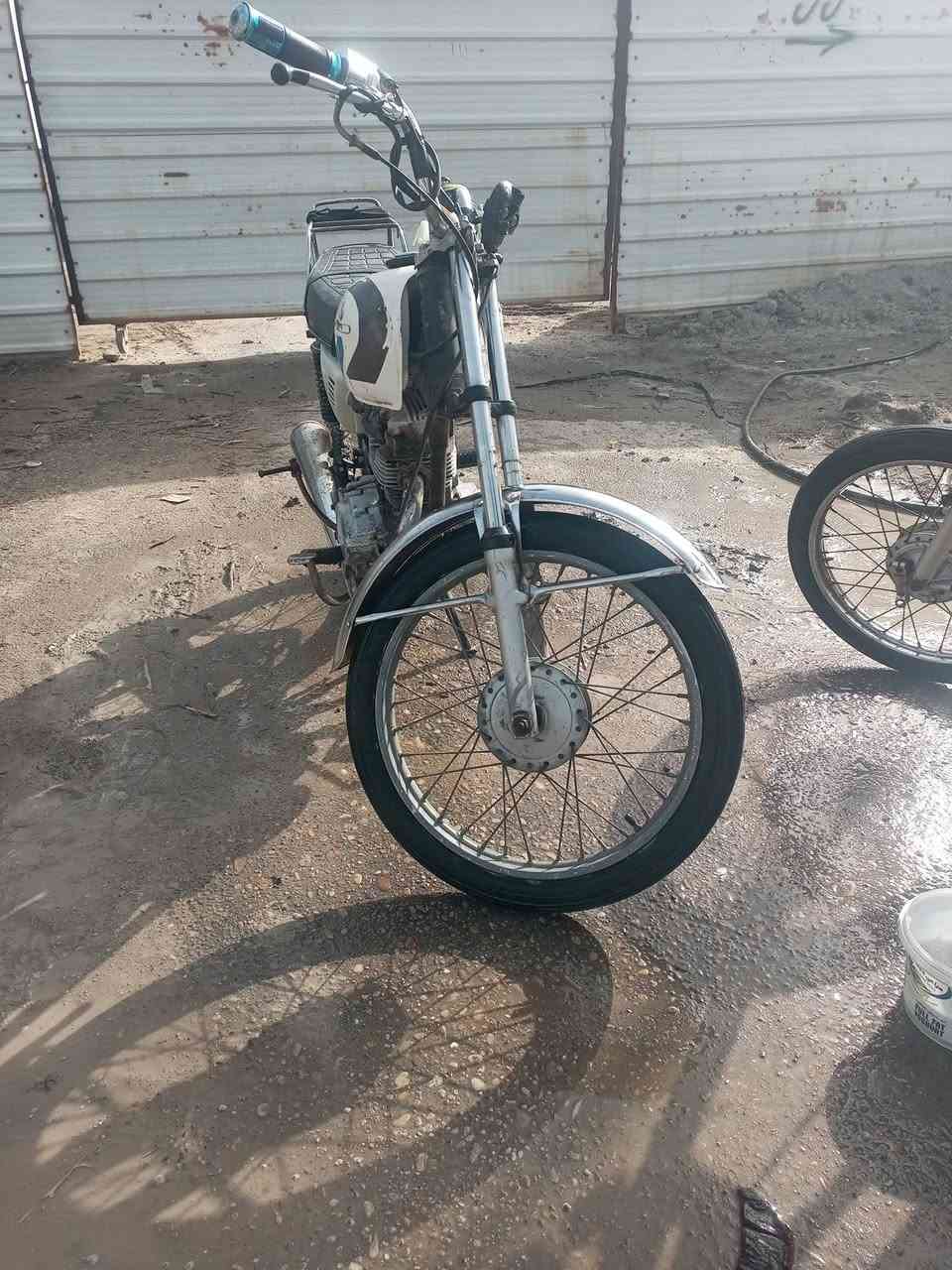 دراجه اداوت مكفوله من السرقه والعشائر، ،السعر 325 تواصل ***********
