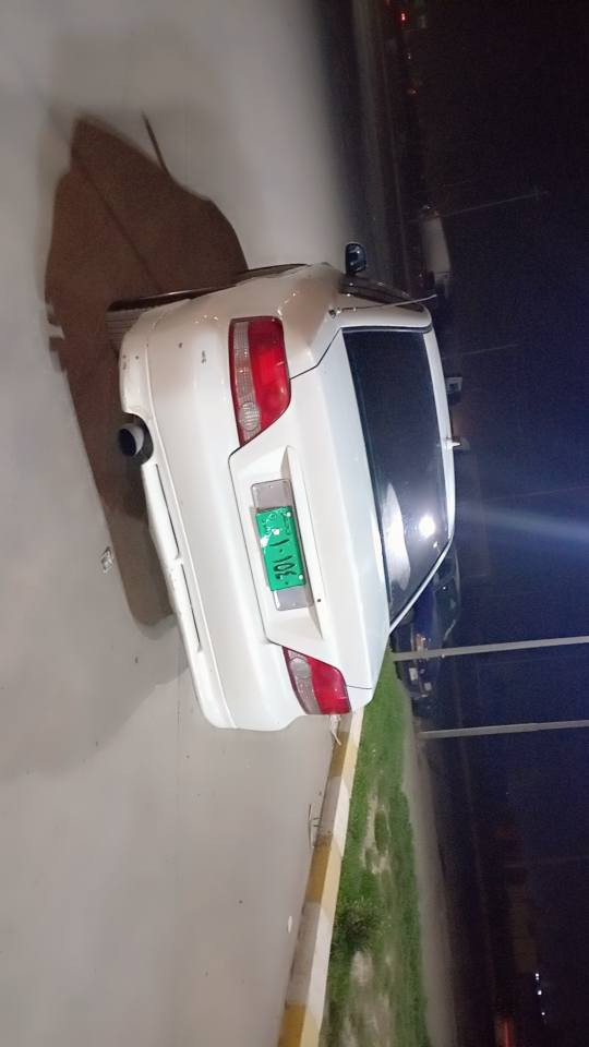 كلاند موديل ٢٠٠١ئارم بلاستيك ناوزه رد توماتيك ته بريد سارد و كه رم ٤ جام كاره بأي شاشه ئايبات ٤ تايه و ويلي شازي له سه ره مه ركه زي بشت بيشي كه بسه براوه وه ركه ران به شه رت كاره بأي كشت كياني به شه رت شوين هه ولير *********** أربيل, العراق
