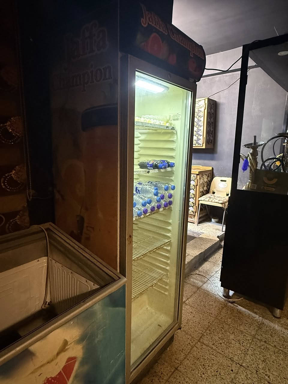 السلام عليكم 
غراض للبيع مستعمله 

مولدة دايو ١٢٠ أمبير مشتغله ٢٢٠ ساعة فقط سعر ( مليونين و٣٠٠ ألف )

 براد عامودي ب ٢٢٥الف 

ميز كاشير ب ٦٠ الف 

للاستفسار الاتصال ***********
