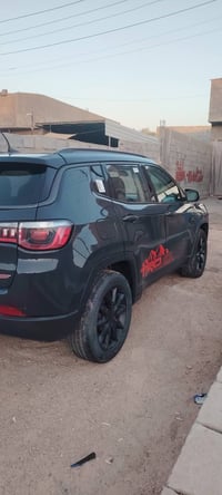 جيب كومباس • ٢٠١٨ • ضرر امامي