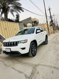 للبيع جيب موديل 2018 رقم بغداد مواصفاته فتحه فوريل جنطه كهرباء كشنات ج...