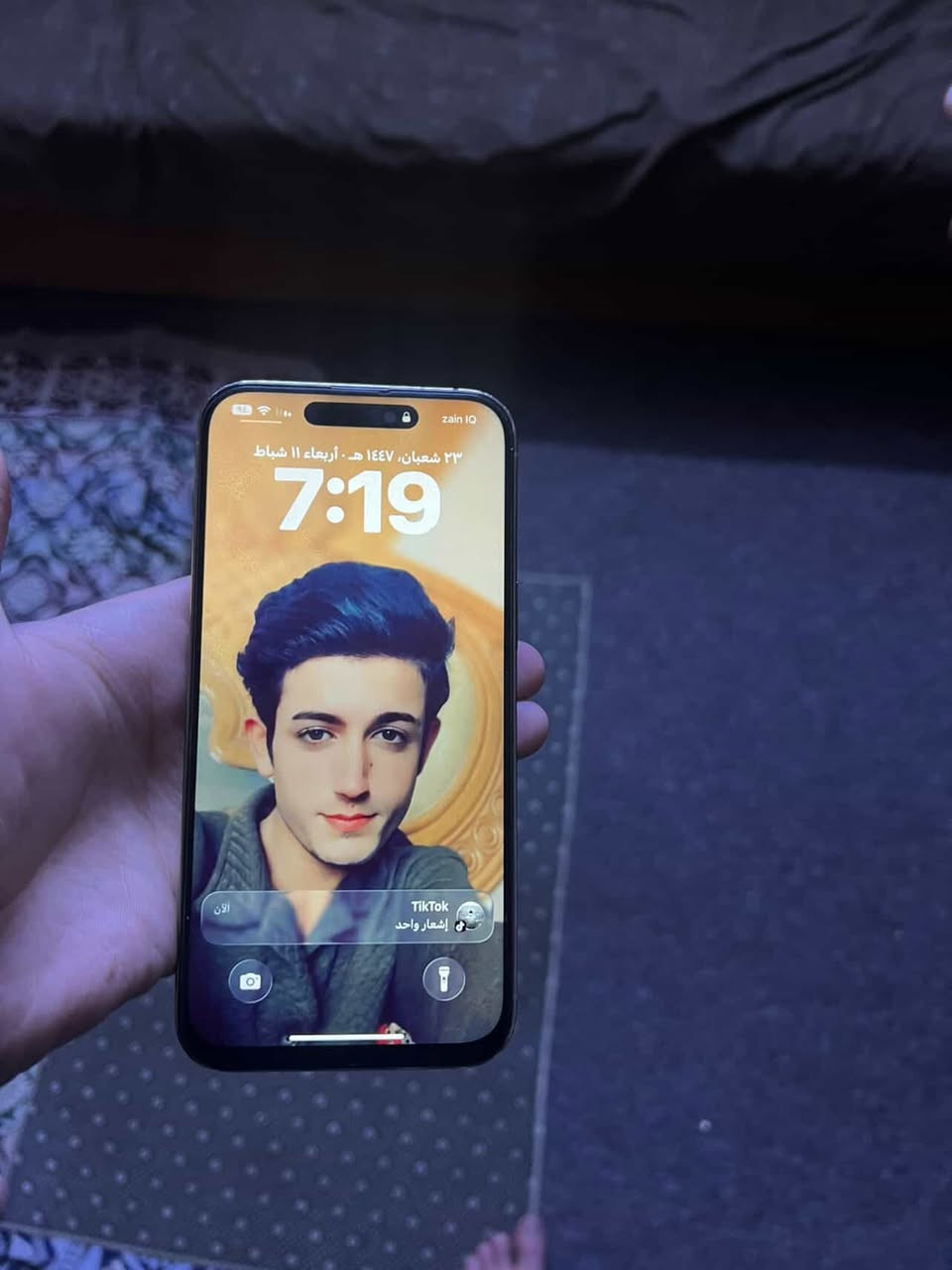 سلام عليكم عندي ايفون 14برو ماكس الجهاز نضيف وحلو الجهاز ذاكرتة ١٢٨ وبطارية٨٥ نموذجm ومبدل شاشه ولباقي مكفول ومكاني بغداد تاجي سبع البور  ولشراي يتصل *********** السعر٥٨٠ وبي مجال بصيط
