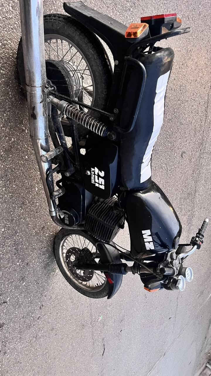 للبيع مكاني الانبار قضاء راوه 

  تواصل عل رقم ***********
