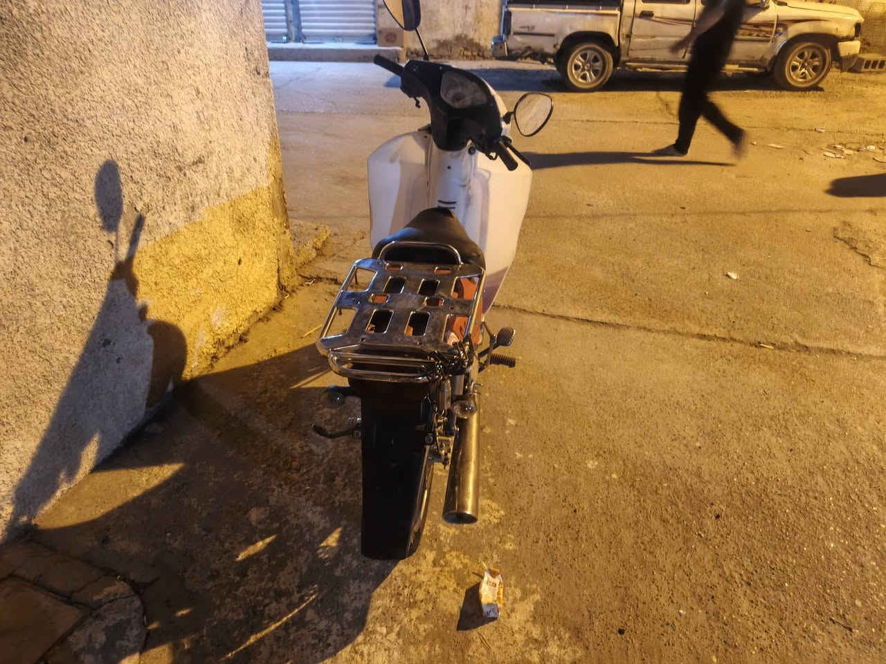 دراجه سرفيز للبيع  السعر 750بي مجال التفاصيل  اتصال بالرقم ***********
