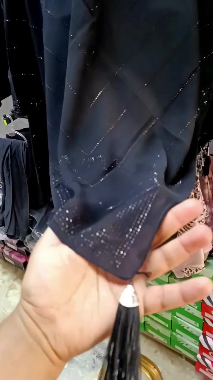 ✨ حجابات المتميز جرجريت ✨
🖤 سواد الليل ✔️ نوعية ممتازة ✔️ خامة راقية ومريحة
💰 السعر: 7,000 دينار فقط
🚚 يوجد توصيل إلى جميع محافظات العراق
📍 العنوان: كربلاء المقدسة – شهداء سيف سعد – مجاور مجمع وتين
🏪 أحذية وحقائب المتميز
🌸 تألقي بأناقة وجمال مع حجابات المتميز 🌸


**إذا كنت صاحب هذا الإعلان وتريد حذفه لأي سبب، رجاءا أرسل رسالة إلى الدعم الفني**