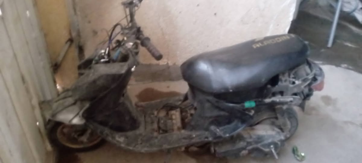 السلام عليكم دراجه فراشه للبيع
ابيع كوم حديد تشتغل بس مابيها بانزين محرك كلشي مابي قبل ٣ ايام بدلت دهن
مكان الاسكندريه
السعر شتنطيني انعم الله
***********
