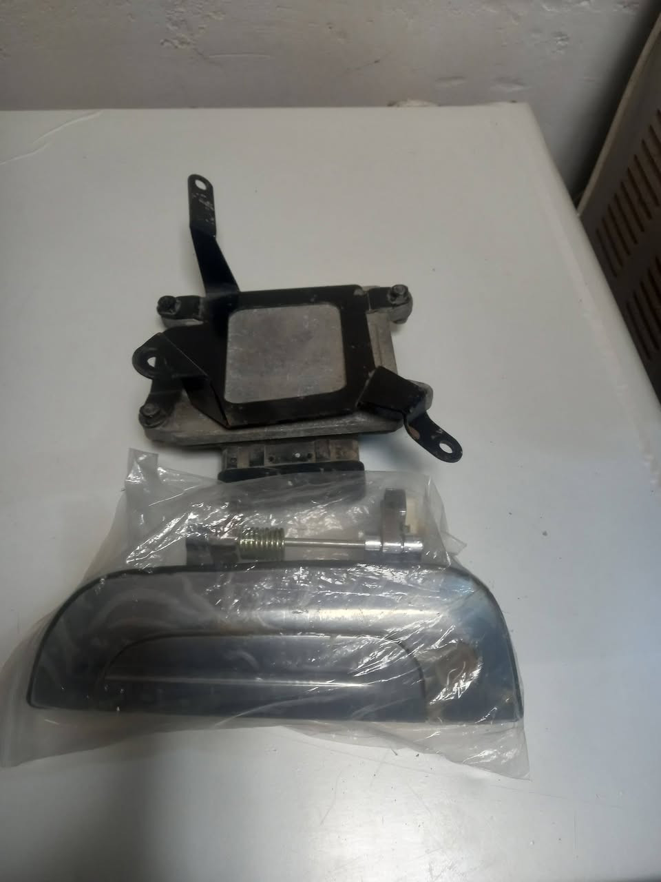 عقل اج  أن 
جنبي ناصي مع يدة باب 
للإستفسار اتصال على 
***********
