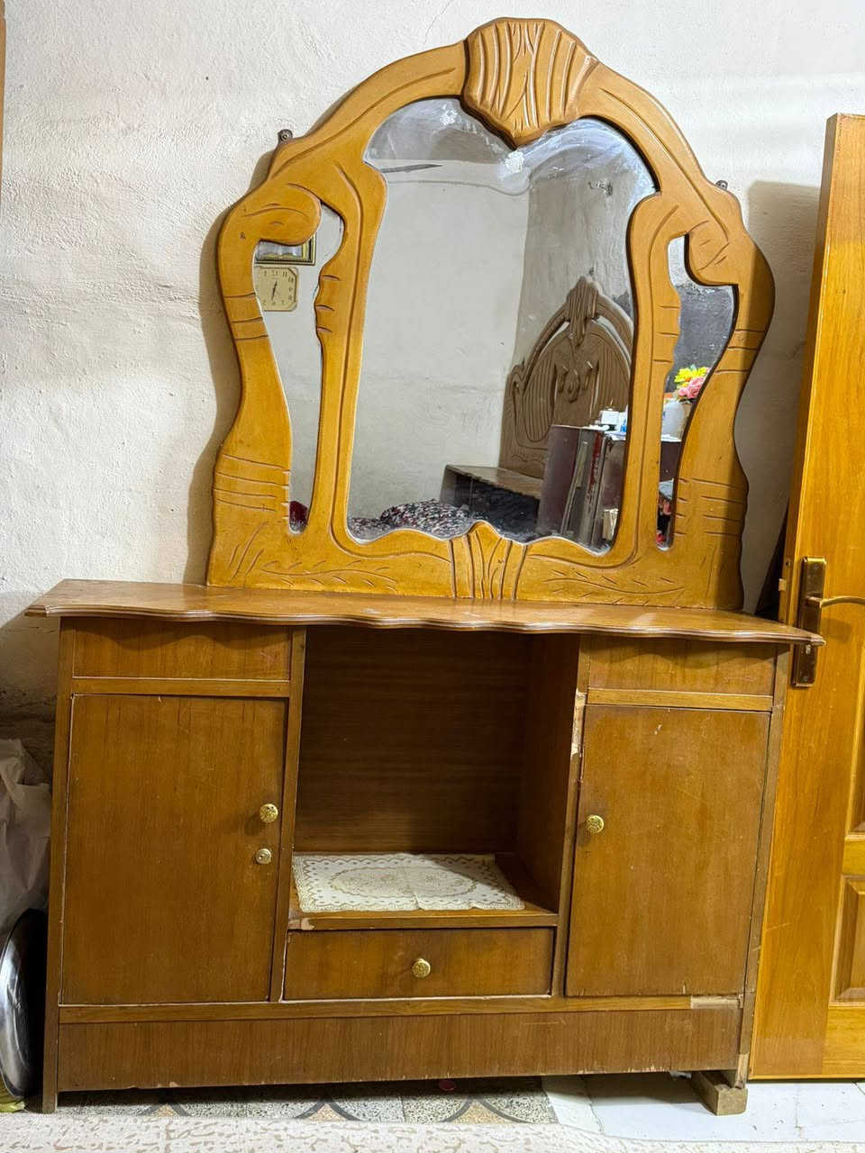 غرفة نوم نضيفة عراقية  السعر300 المكان قرب المستشفى التركي


**إذا كنت صاحب هذا الإعلان وتريد حذفه لأي سبب، رجاءا أرسل رسالة إلى الدعم الفني**