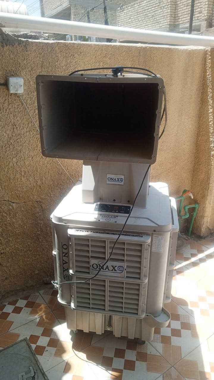 مبردات لبيع حجم 40 نضيفات وبلاديات ثنين بدون موزع هواء وحده كامله شغلات تجي تفحص وتاخذ الكامله ب 175 قفل ولي بدون موزع هواء ب 150 بغداد الكماليه واتساب ***********
