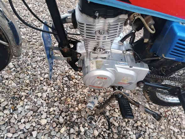 تايكر موديل 21, أوراق اصولي كوت كمرك مدفوع ومنفيس أيضاً محرك مامفتوح كهربائيات شغاله السعر 500 وبيه مجال بسيط جماعت ال 400 لاتدخل ولا اتعب نفسك العنوان واسط قضاء العزيزيه ***********
