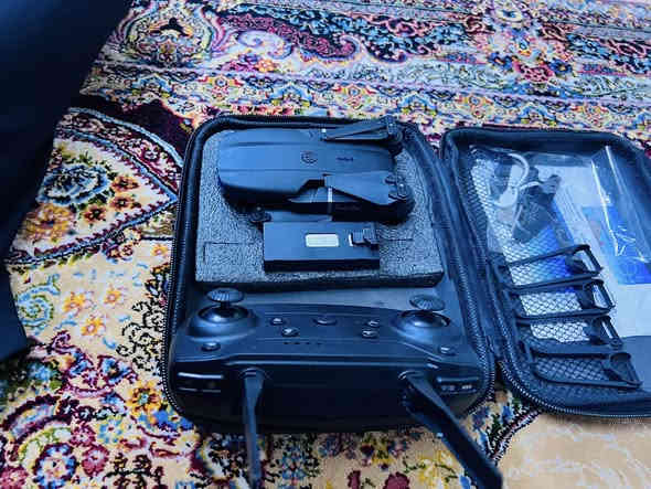 درون اللبيع      عدد الكامرات 2 
بطاريه واحده 
الدرون جديد ما بي شي 
و يحتوي عله موانع اصتدام 
المكان مدينه الصدر  السعر 35 و بي مجال للطيبين 
للاستفسار ***********
