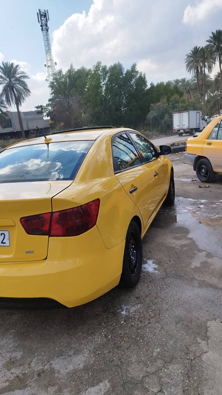 سلام عليكم فورتي موديل 2013 رقم بغداد بسمي مصفره هيئه غرمات حادث بس دعاميه صور الحادث مرفوقه بل منشور ليبل واحد كله مكينه وكير تبريد تخم تاير حداديه مكفوله كفاله عامه سعر 95بيه مجال مكاني بابل مركز مدينه ***********
