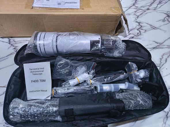 السلام عليكم تلسكوب F400 70M. بعده بلكارتون وبلجيس غير ميتخدم والستان طويل ويطبك. مع كامل ملحقاته وعدساته. السعر 95 واكو توصيل الئ كل العراق ***********
