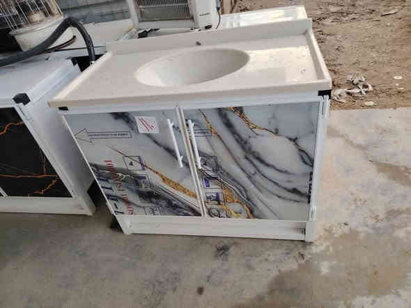 السلام عليكم احبتي 🌷 بيع وشراء ومراوس🌷 كافه الغراض المنزلية العنوان شهربان قرب❤ جسر الانكليز مدخل سريحة ***********🌿 بدارة خالد التميمي 🌹 مزاد الجوادين قضاء المقداديه 🌿يوجد خدمة توصيل فقط داخل ديالى
